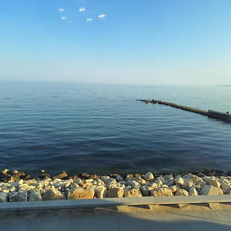 Maraya 2, Carpe Diem Complex, Balchik, Free Parking Apartment