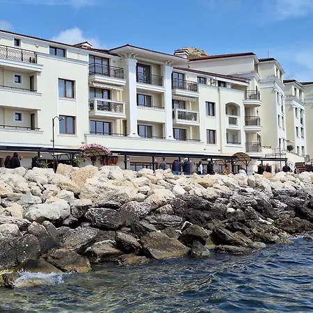 Maraya 2, Carpe Diem Complex, Balchik, Free Parking *