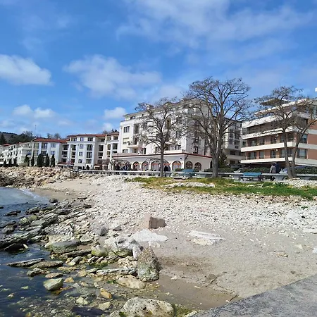 Maraya 2, Carpe Diem Complex, Balchik, Free Parking *